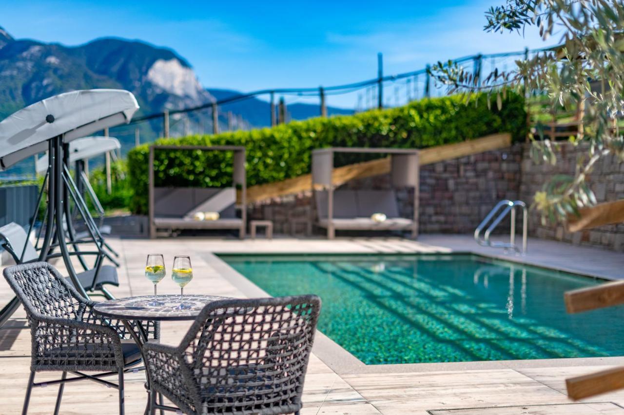 Vineus Tramin Hotel Termeno Exterior foto