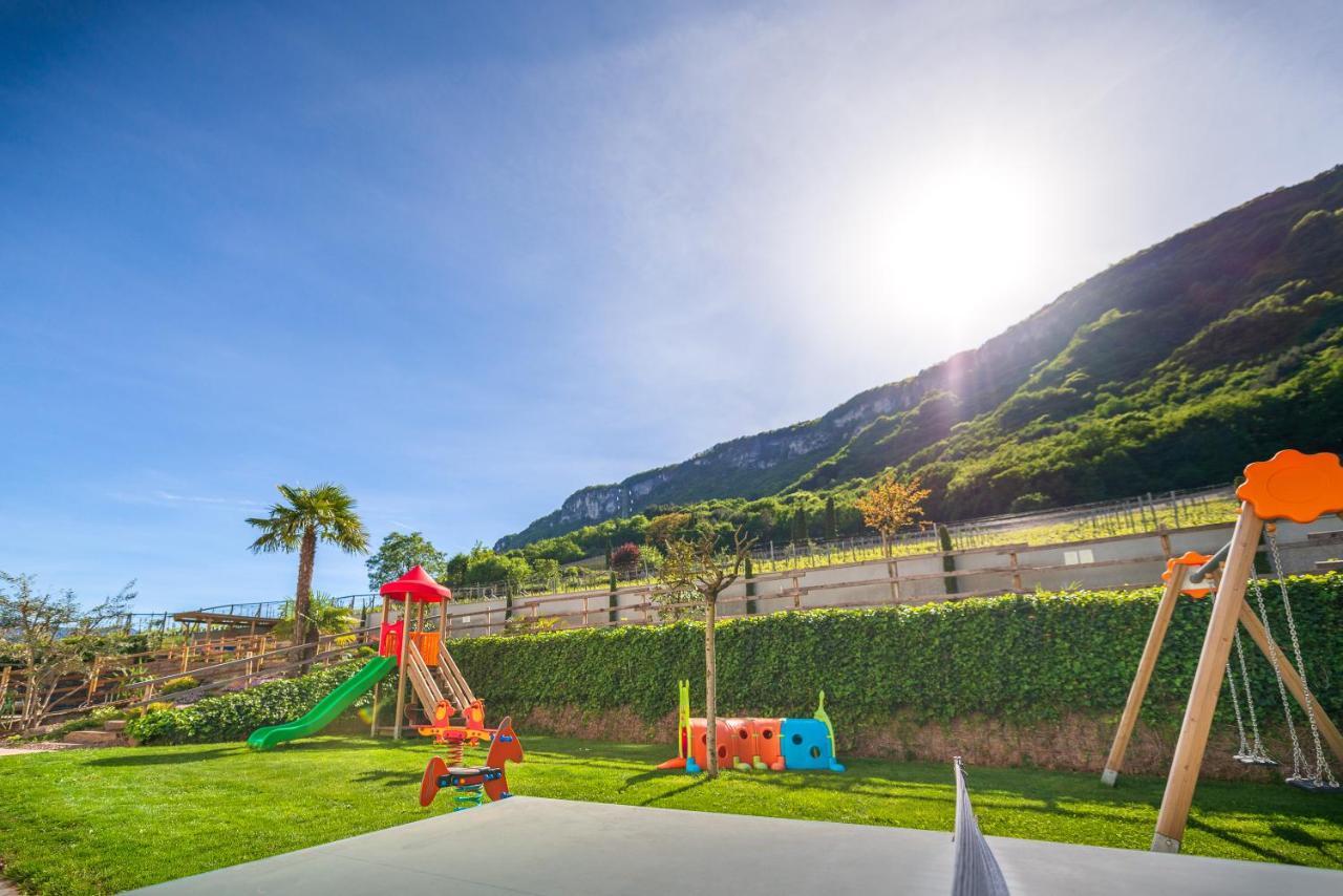 Vineus Tramin Hotel Termeno Exterior foto
